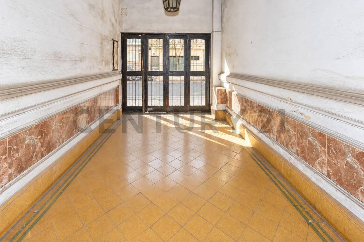 Foto de VENTA CASA PLANTA BAJA A RECICLAR, BARRIO MARTIN, ROSARIO, imagen 3