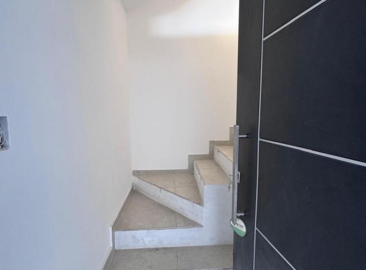 TRIPLEX EN VENTA BARRIO DOCTA ETAPA 1  4