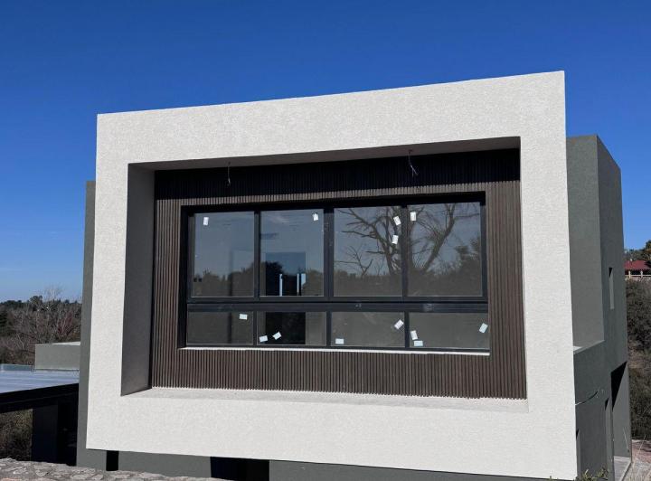 CASA PREMIUM EN VENTA • BARRIO ESTANCIA Q2 • APTO CREDITO  3