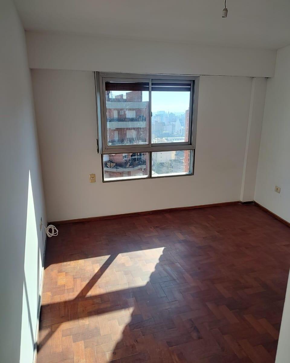 Amplio Departamento en Venta | Bv. San Juan, Córdoba 4