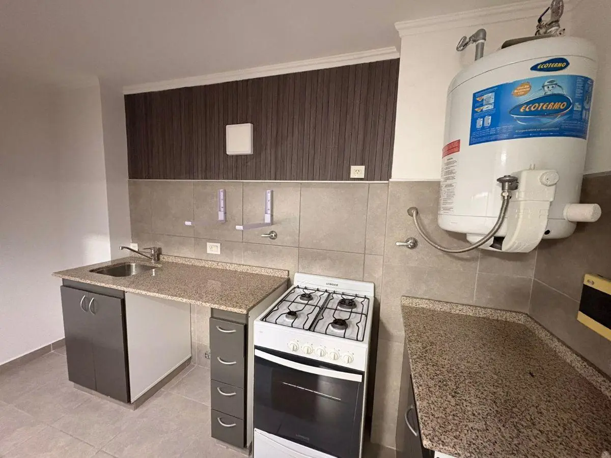VENTA- DEPARTAMENTO DE DOS DORMITORIOS- VILLA MARIA 4