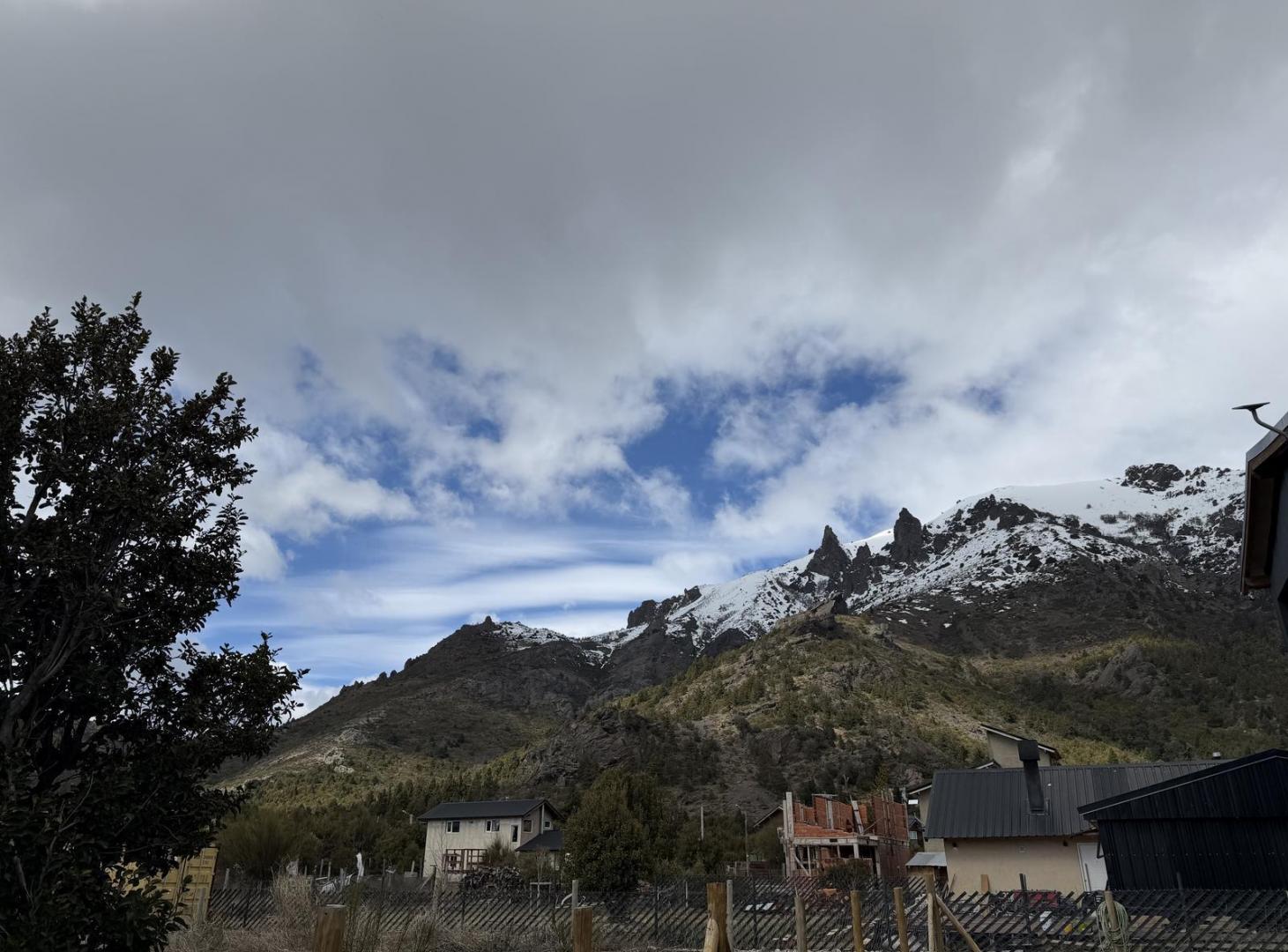 Foto de Terreno en PH con planos aprobados, imagen 3