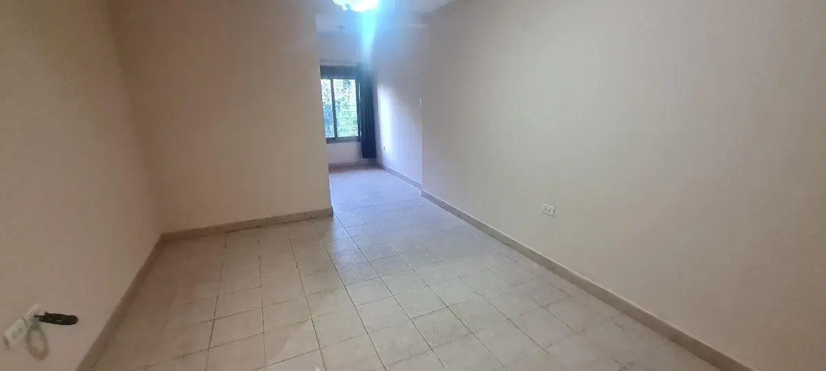 RESIDENCIAL VELEZ SARSFIELD CASA EN ALQUILER 4