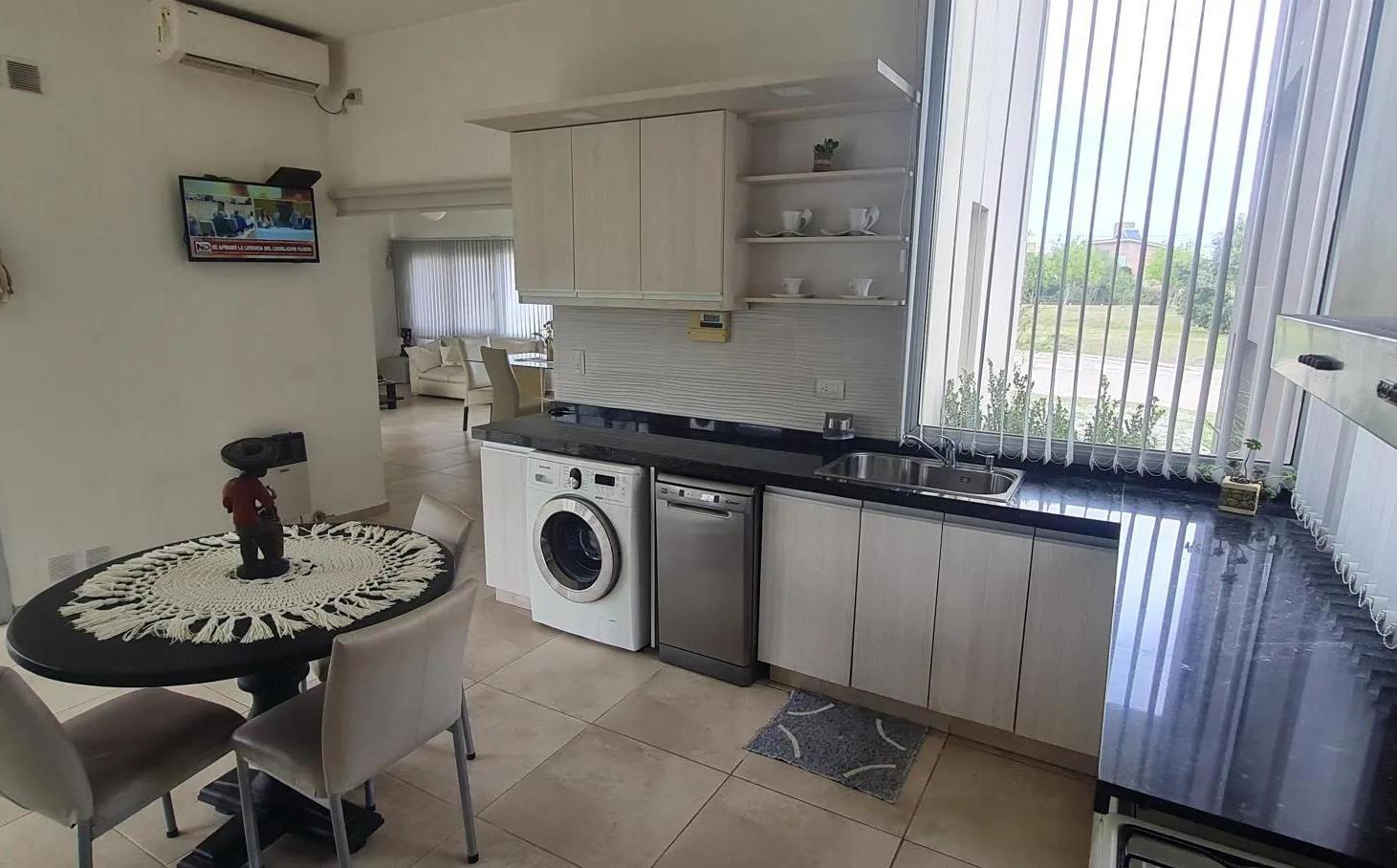 Foto de HERMOSA CASA EN VENTA BARRIO CERRADO TEJAS 3, imagen 5