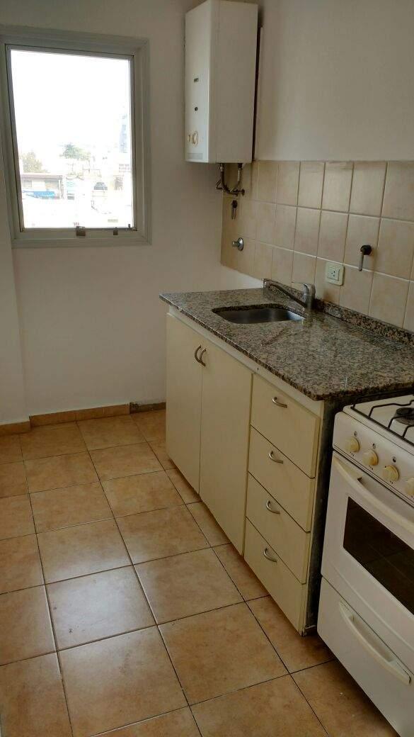 Venta Alto Alberdi - Dpto 1 Dormitorio con Balcon 4