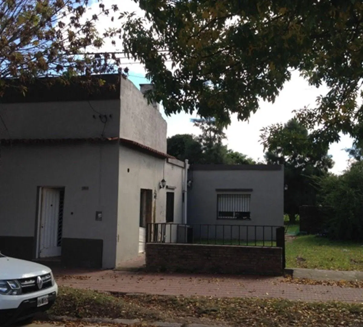 Casa a reciclar en venta Capitan Sarmiento 5
