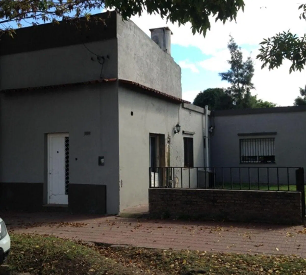 Casa a reciclar en venta Capitan Sarmiento 4