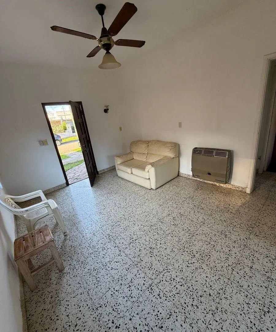 Casa en venta dos dormitorios Capitan Sarmiento 5
