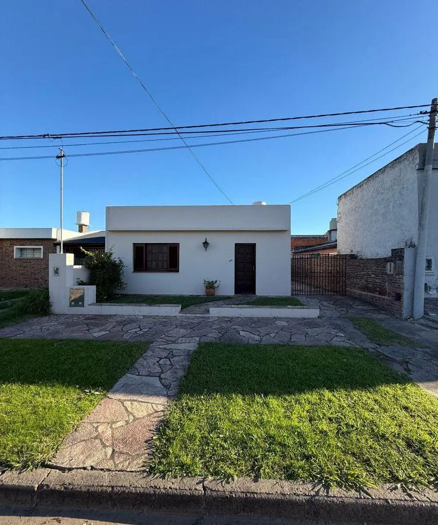 Casa en venta dos dormitorios Capitan Sarmiento 3