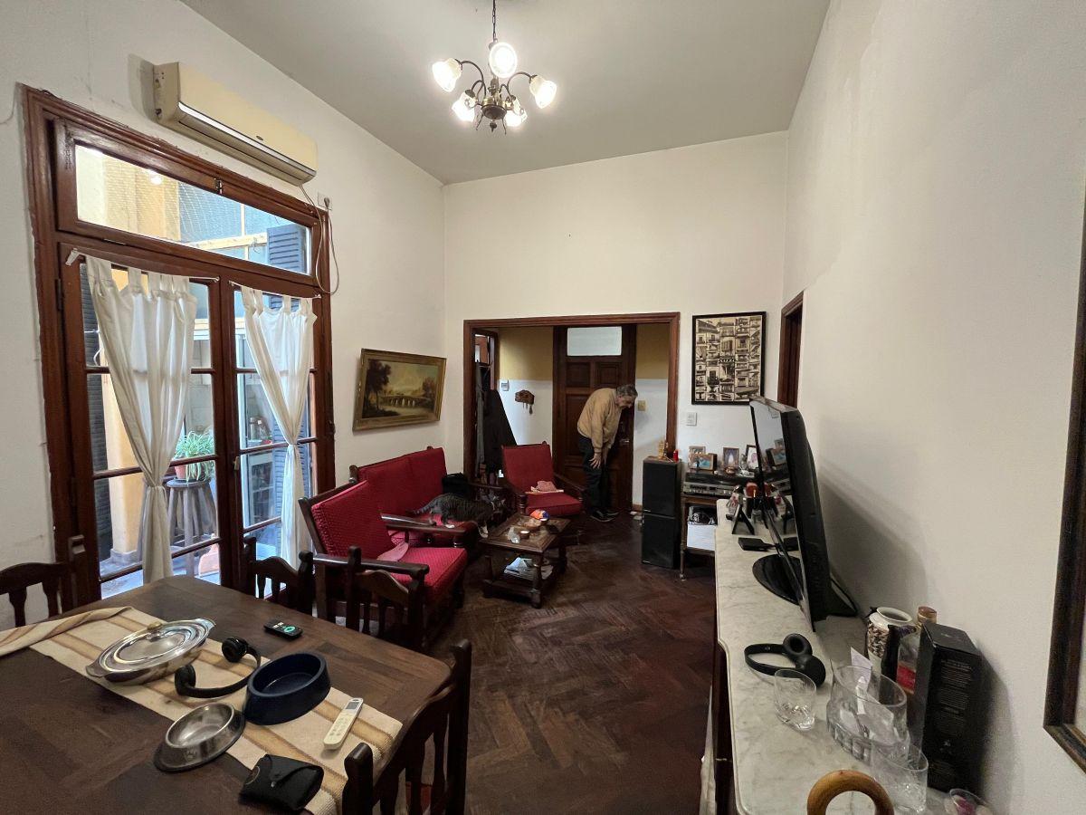 Foto de PH de 60 m² con 3 dormitorios en venta en Almagro Norte, imagen 3