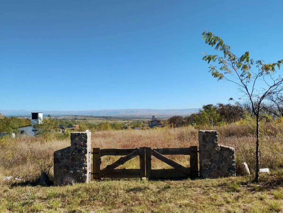 ¿Te gustaría amanecer con estas vistas? Lote de 1050m2 3