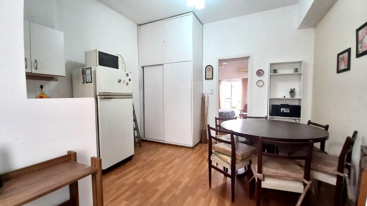 Foto de 2 AMBIENTES CON BALCÓN AL FRENTE APTO CRÉDITO / APTO PROFESIONAL, imagen 3