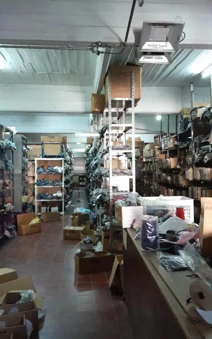 Alquiler Edificio Comercial con Local y Cocheras 5
