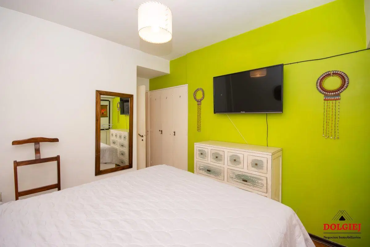 3 AMBIENTES CON BALCON AL FRENTE - - COCINA SEPARADA Y LAVADERO INDEPENDIENTE 2