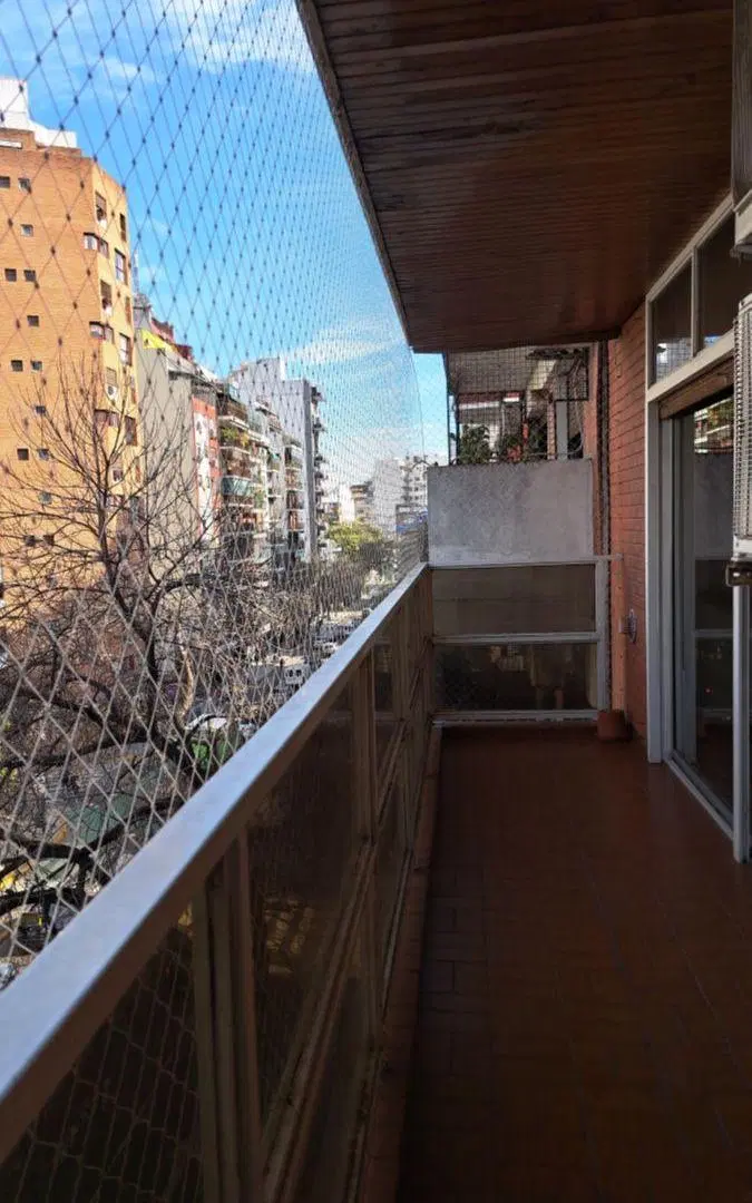HERMOSO SEMIPISO DUPLEX AL FRENTE 4 AMB C/DEP ESCRITORIO/FAMILY Y COCHERA 3
