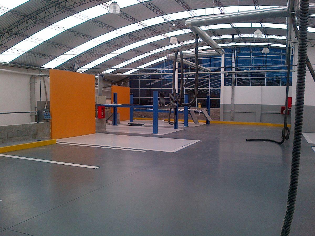 Foto de IMPORTANTE LOCAL DEPÓSITO - TALLER DE SERVICE - GALPÓN, imagen 4