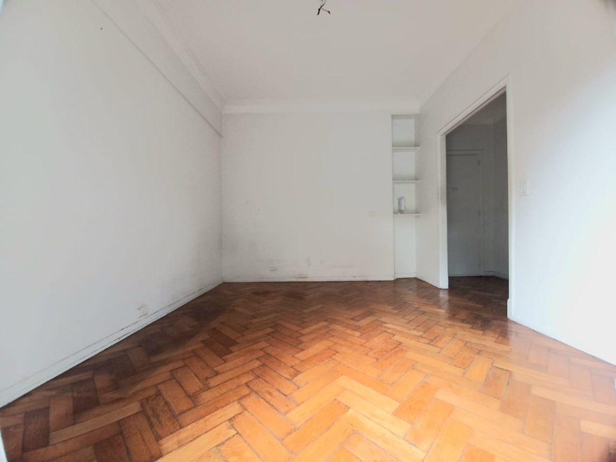 Foto de VENTA 2 AMBIENTES VENTA CON RENTA / RECICLADO /APTO PROFESIONAL / DOS, imagen 2