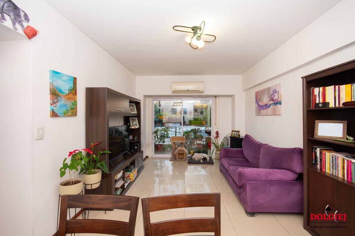 Foto de VENTA CON RENTA VILLA CRESPO 4 AMB C/COCHERA, imagen 1