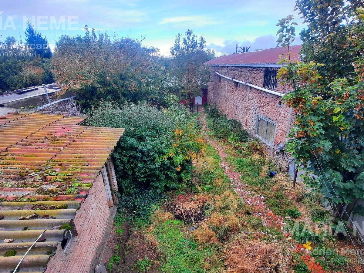 Casa con Locales en Zona Comercial - Bariloche 3