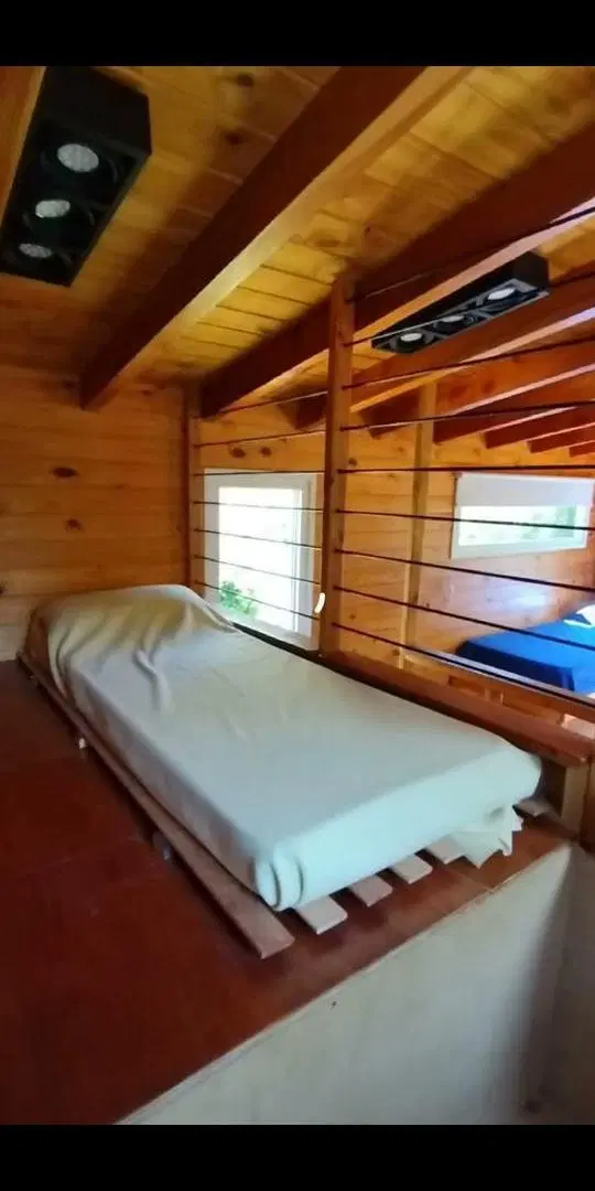 Casa en excelente lote de 10.000 m2 2