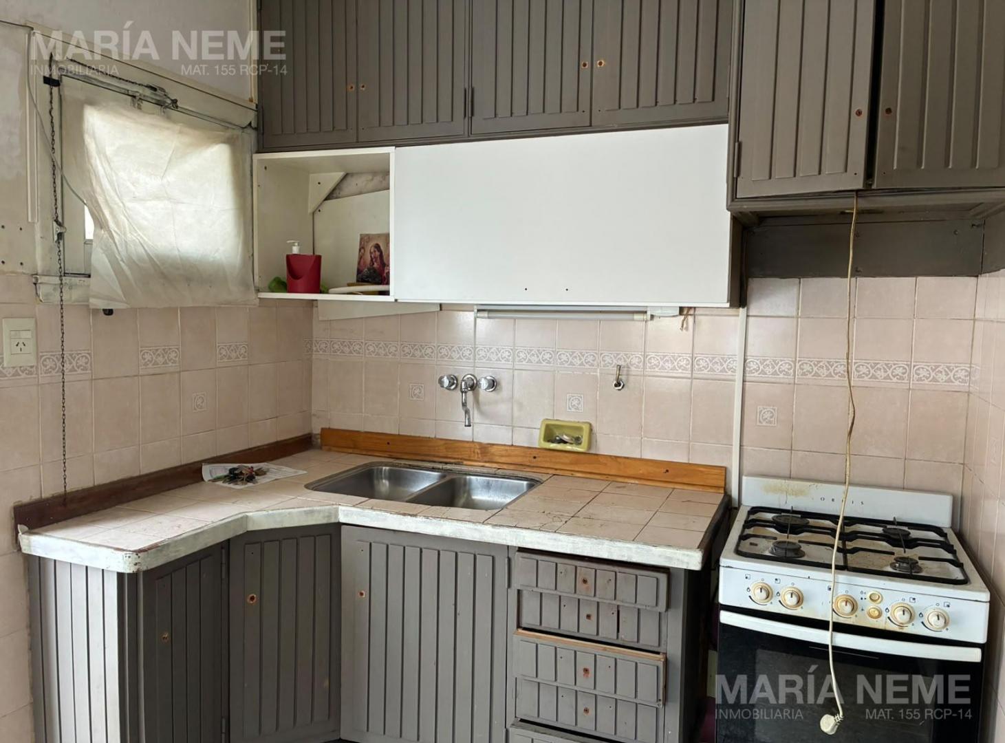 Foto de MITRE al 1600 - ALQUILER COMERCIAL - LOTE 400m2 CON VIVIENDA Y DEPTO. A, imagen 4