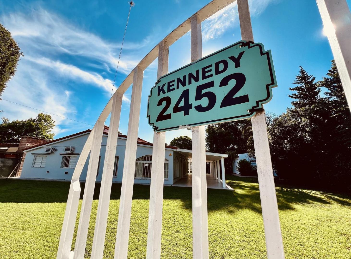 Foto de venta Casa quinta con tres lotes, imagen 2