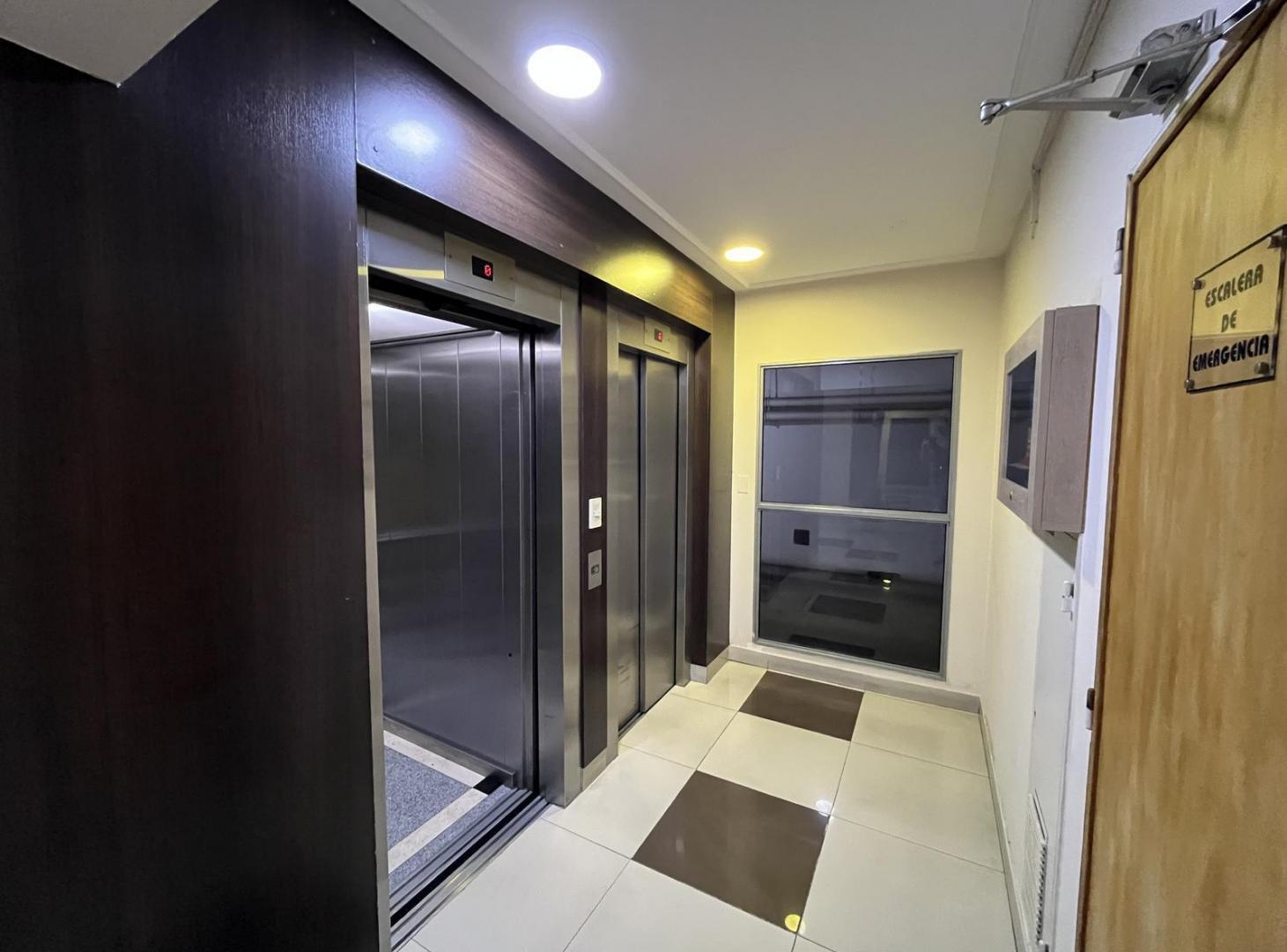 Foto de Departamento EN ALQUILER PISO EXCLUSIVO, imagen 1