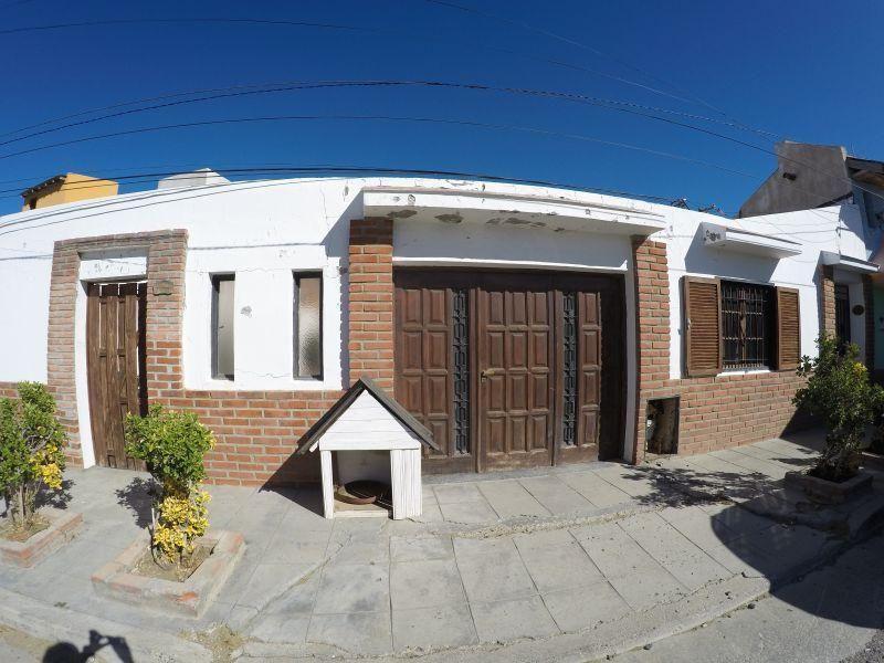 Retasada! Venta de Casa 6 Amb en Bella Vista, Caleta Olivia 4