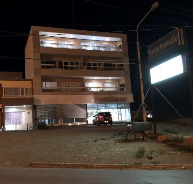 Oportunidad! Venta Permuta Local 90 m² Vista Hermosa, Caleta 4