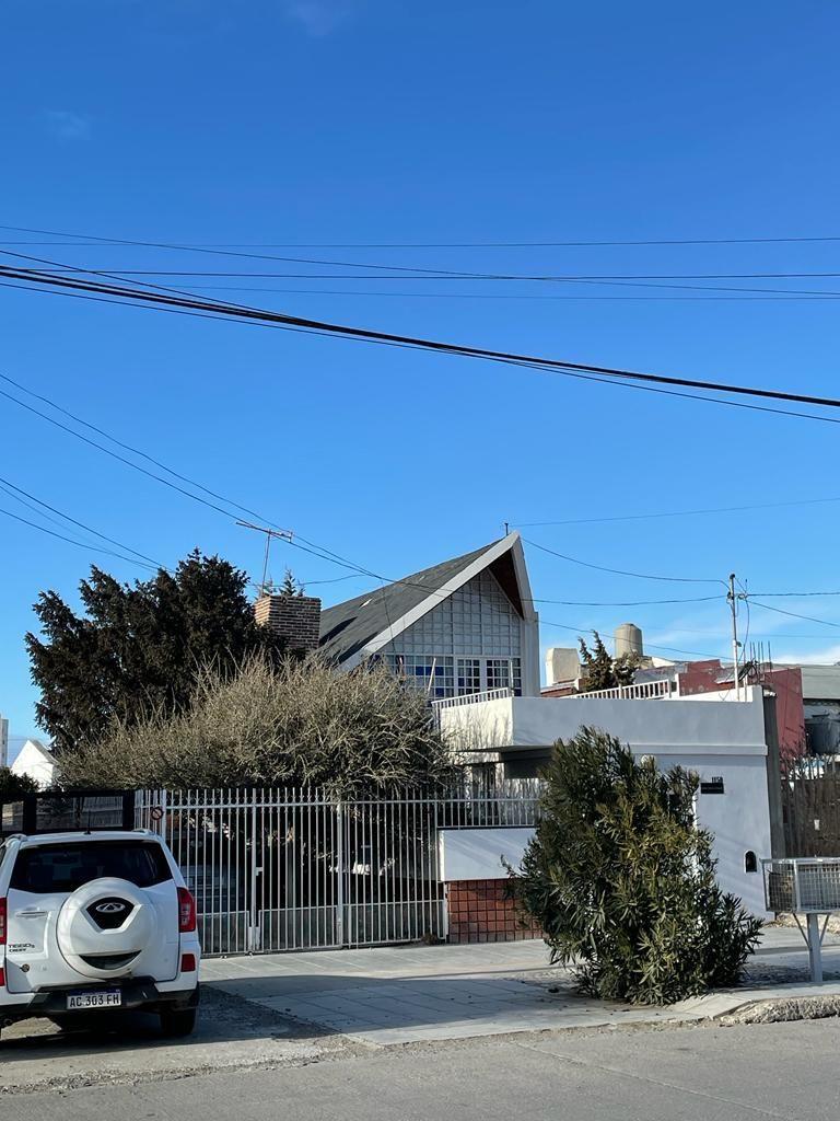 Departamento 7 Ambientes o Mas. | Jose Hernandez Al 100 1