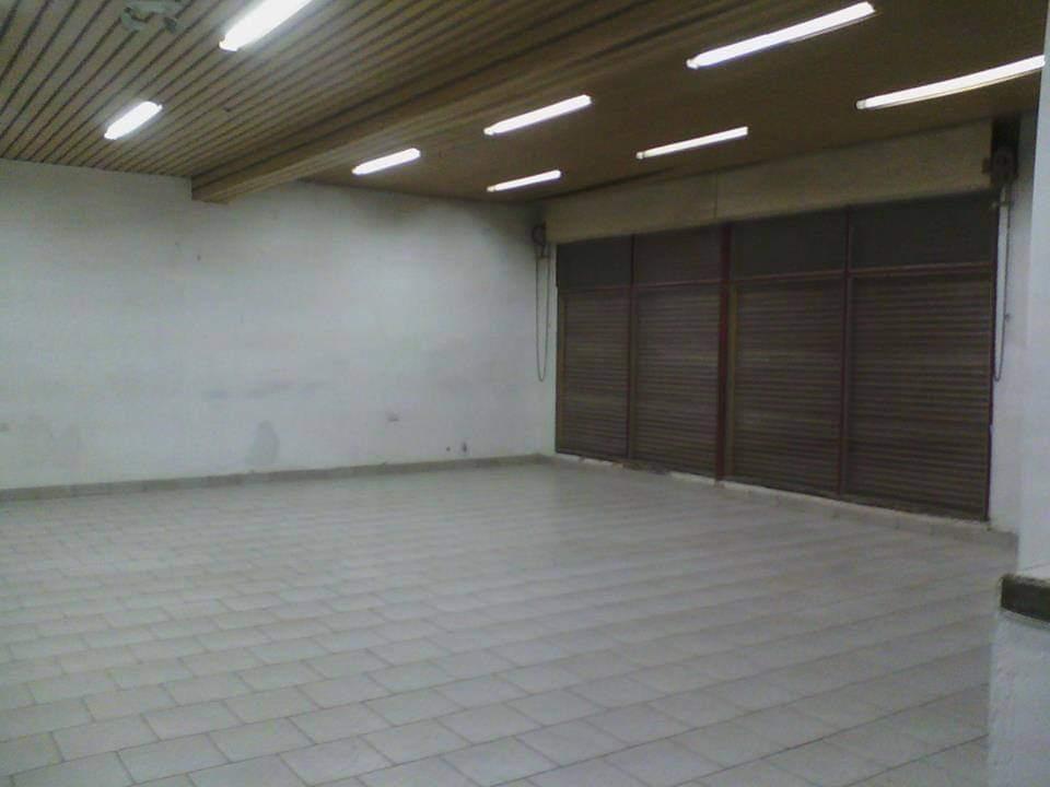 Venta Local en Esquina, Caleta Olivia 2