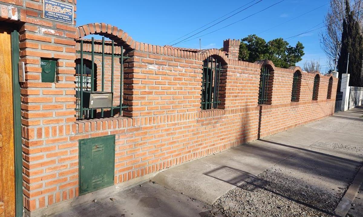 Venta Casa 4 Amb, 670 m², Bº 26 de Junio, Caleta Olivia 3
