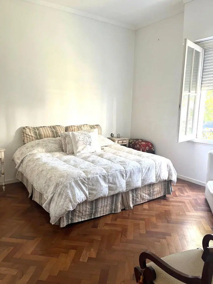 Venta exclusivo piso de categoría vista plaza Barrientos,  RECOLETA 5