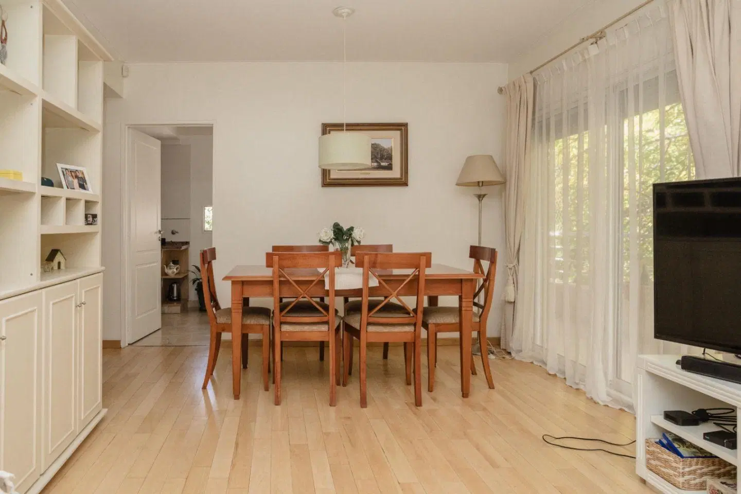 Venta excluisvo piso 4 ambientes al frente con cochera, Belgrano, CABA 2