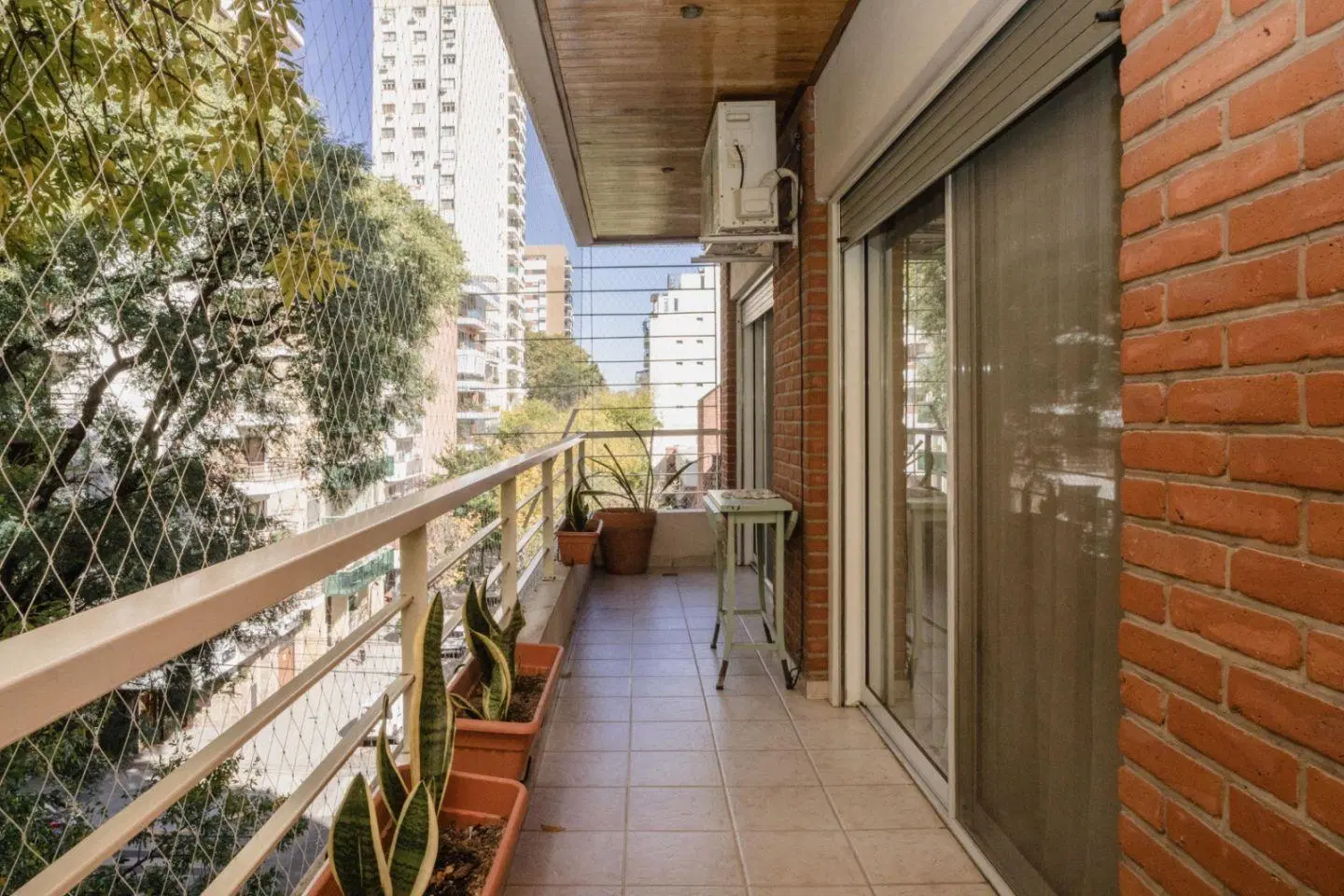 Venta excluisvo piso 4 ambientes al frente con cochera, Belgrano, CABA 3