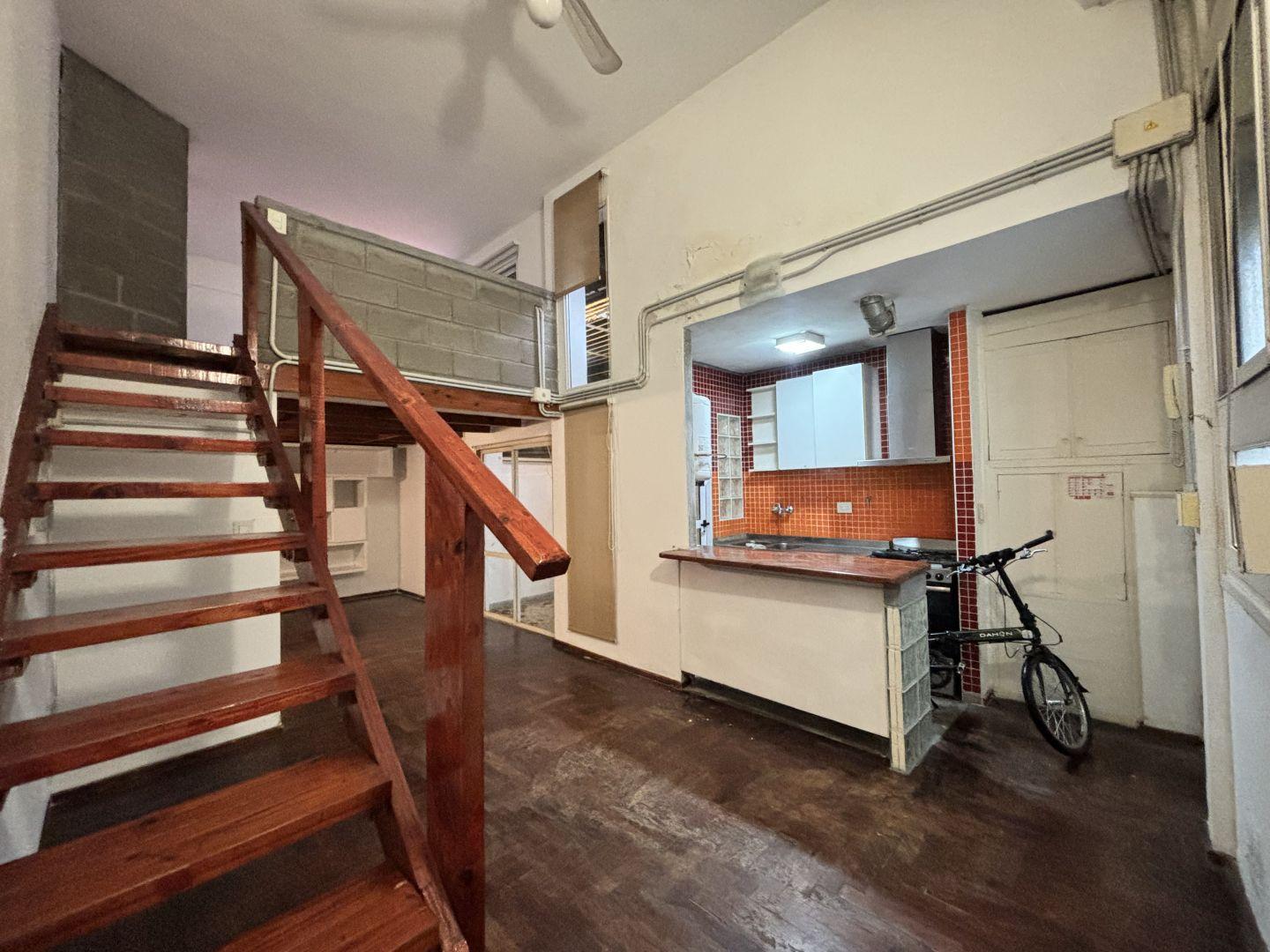 Foto de VENTA DEPARTAMENTO TIPO PH EN CONSTITUCION, CABA, imagen 1