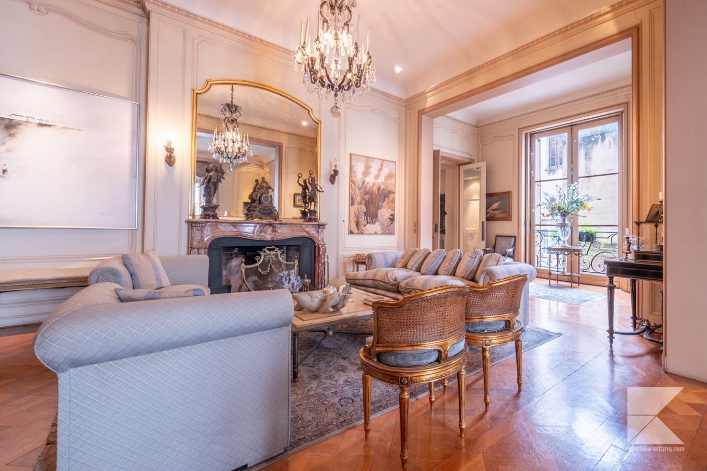 Foto de Venta de Tesoro arquitectónico francés en Juncal 900, 380m2, Recoleta, imagen 2