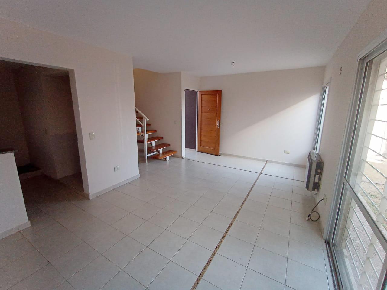Foto de Dúplex en alquiler en B° Lomas del Chateau, a metros del Botánico, imagen 1