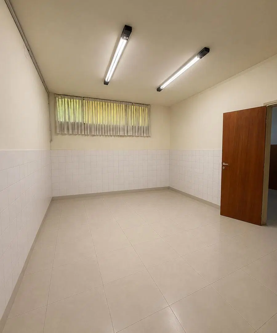 Oficina / consultorio en alquiler, zona tribunales 4