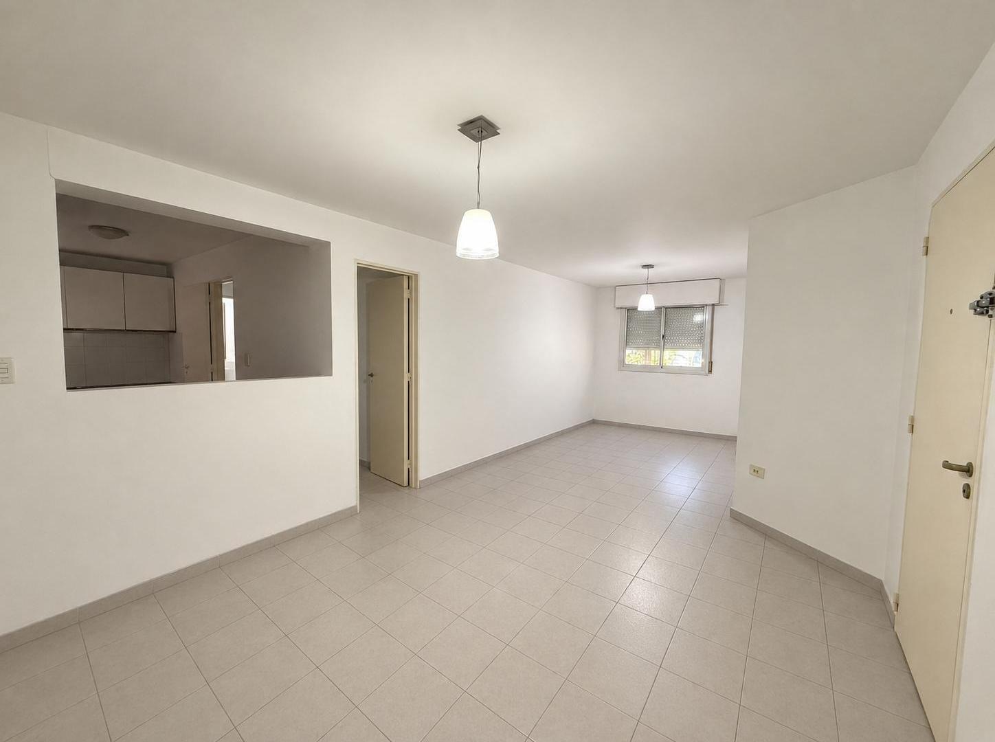 Foto de Venta depto en Planta Baja con Patio y Cochera | 2 Dormitorios | Bv. Los Andes 600, imagen 1