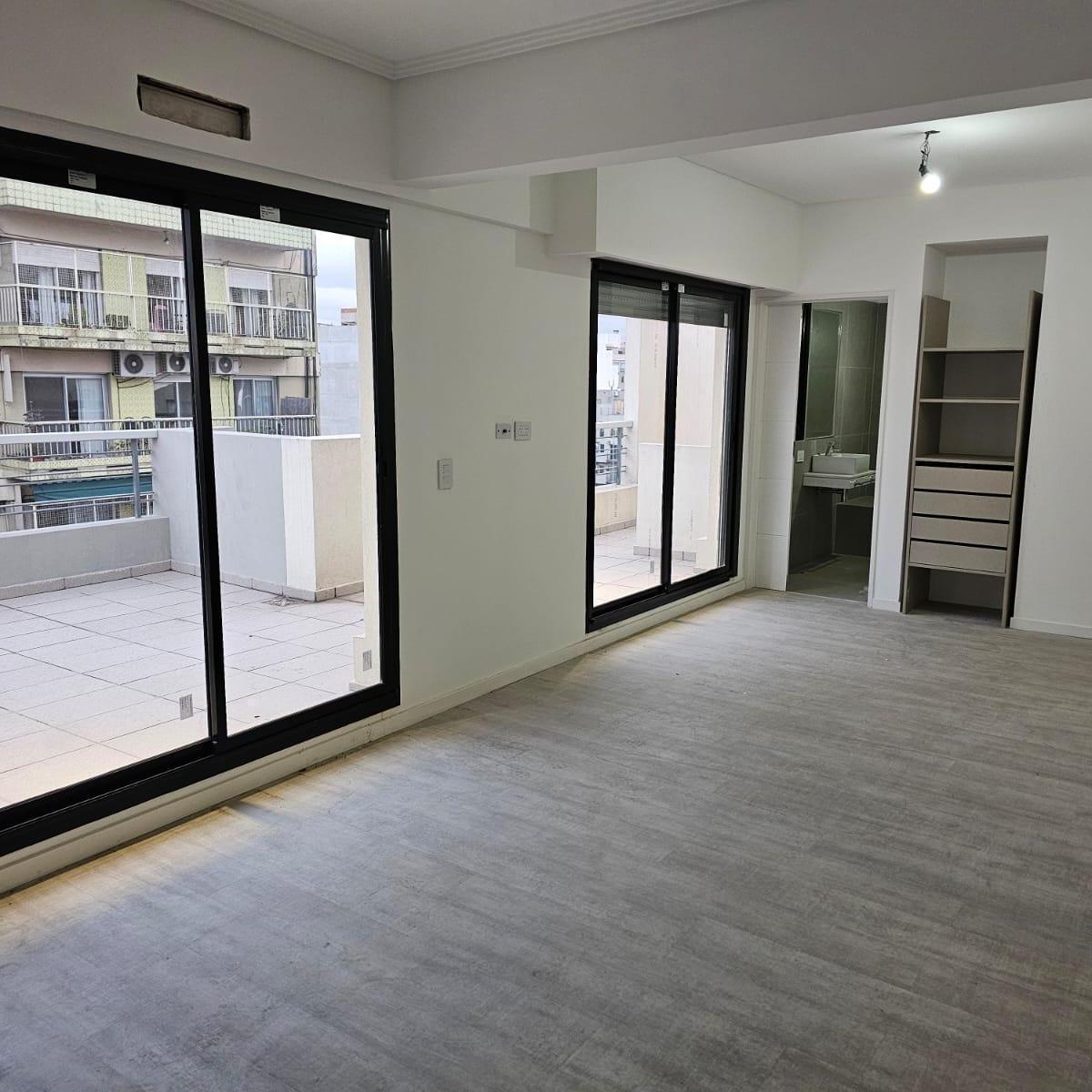Dpto 2 Amb a Estrenar, 8° A, 70 m² Total, C/balcón Al Fte, Liniers. 3
