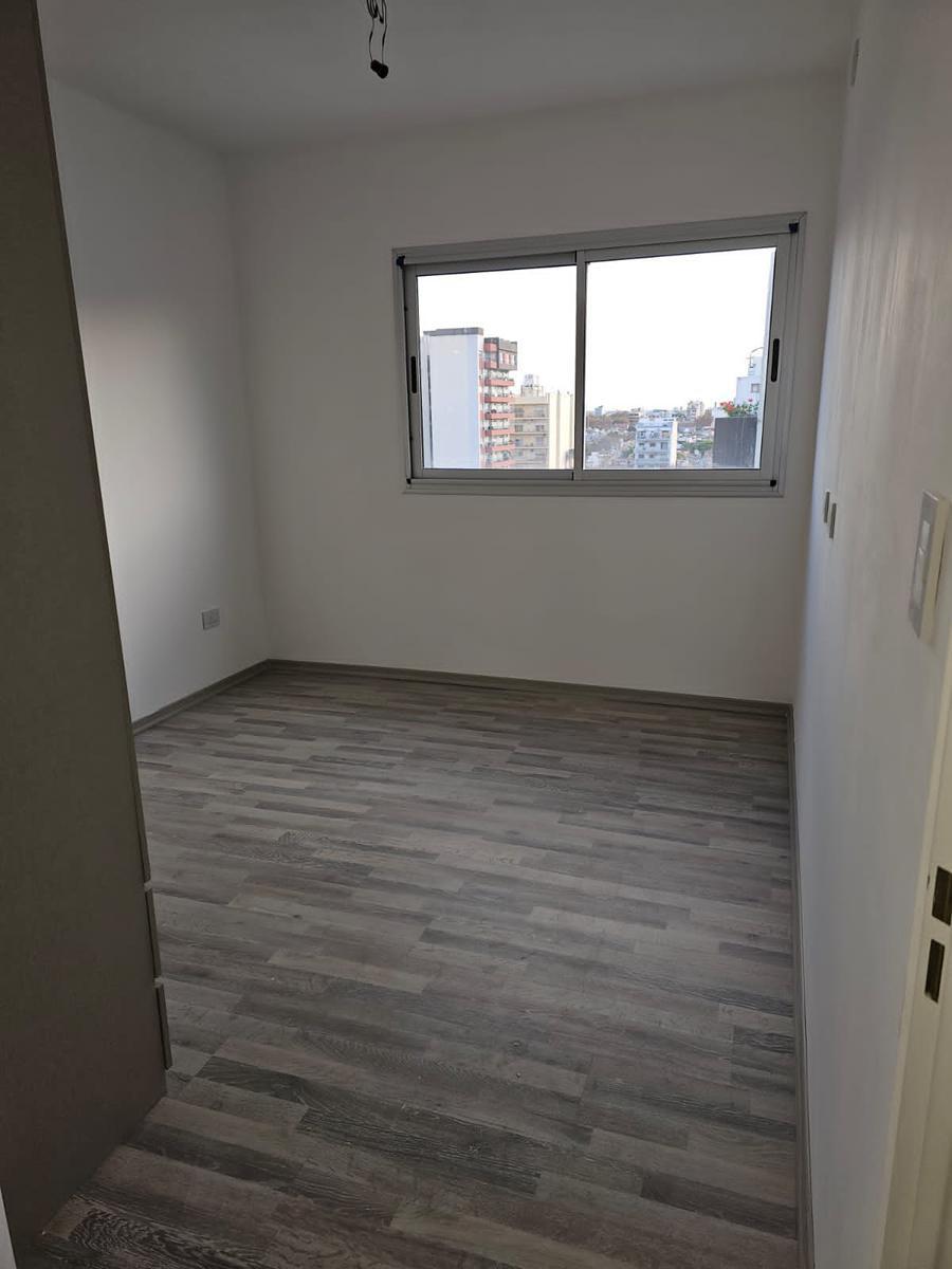 Dpto 3 Amb, Piso 7°b, 53,49 m² Total, C/ Balcón Al Fte, Liniers 3
