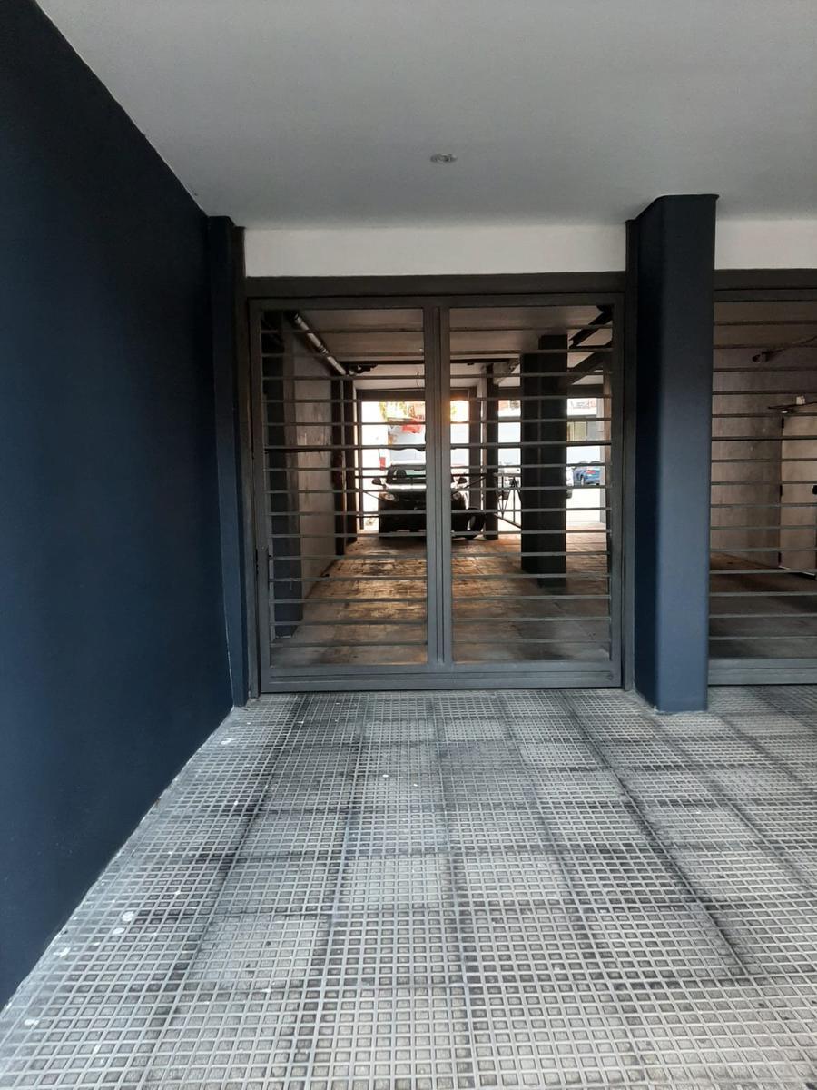 Cochera Doble Villa Urquiza 3