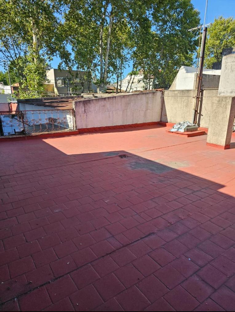 Casa de 5 Ambientes, a Refaccionar en Villa Urquiza 2