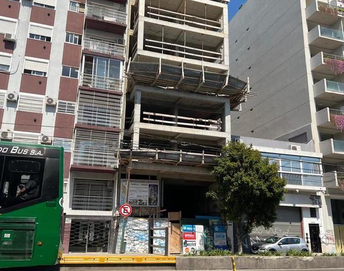 Dpto 3 amb, Piso 8°A, 81,21 m2 total,  c/balcón aterrazado al fte, Agronomía. 2
