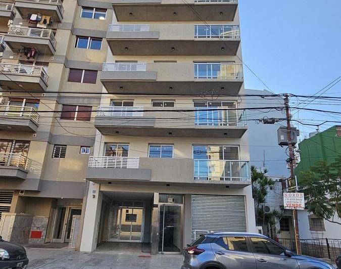 Alquiler LOCAL a estrenar, 19,5 m2 total, Liniers 1