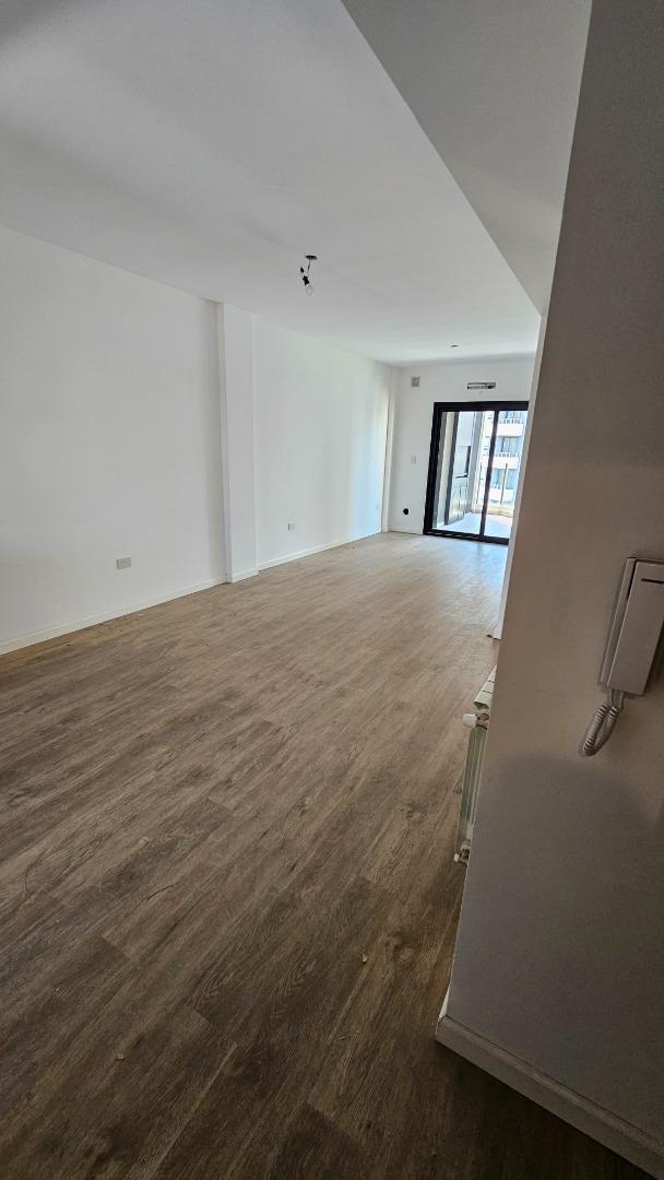 Foto de Villa Luro Piso 3 Amb 2 Baños Amplio Balcon Con Parrilla, imagen 5