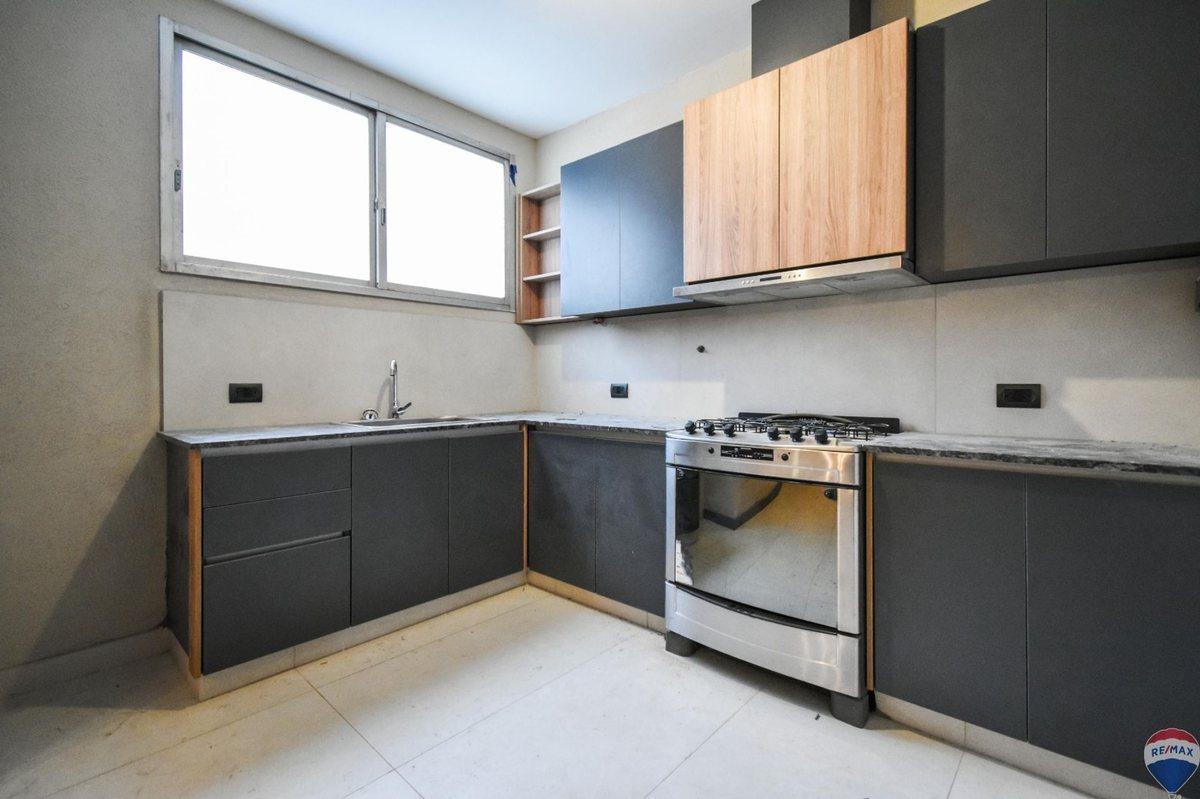 Venta PH 7 Ambientes Velez Sarsfield con Cochera 5