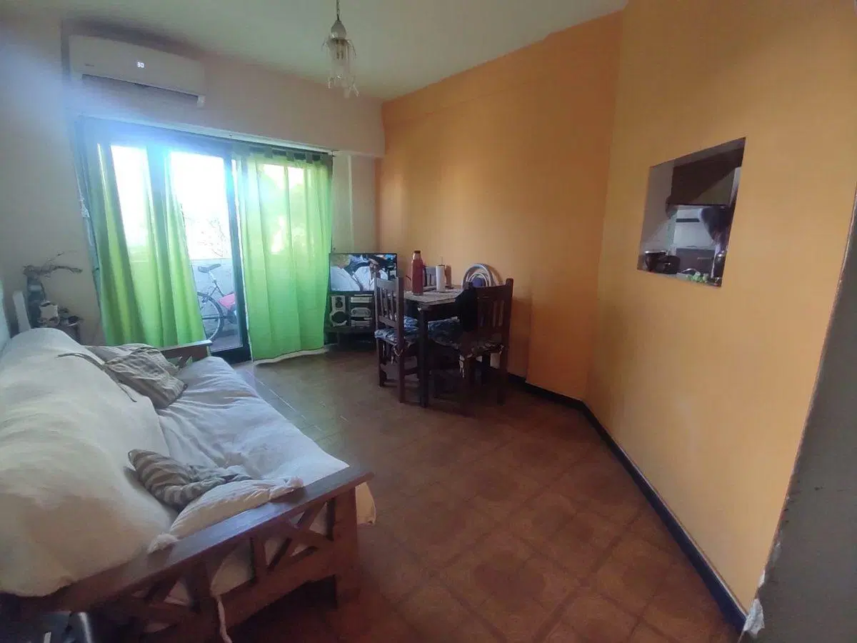 VENTA DTO 2 AMB FLORESTA C/BALCON 5