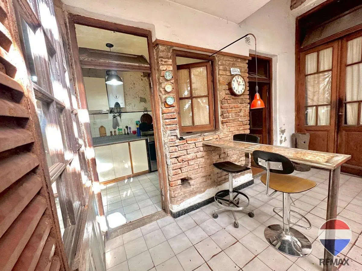 VENTA CASA 4 AMBIENTES MONTE CASTRO PATIO TERRAZA 4
